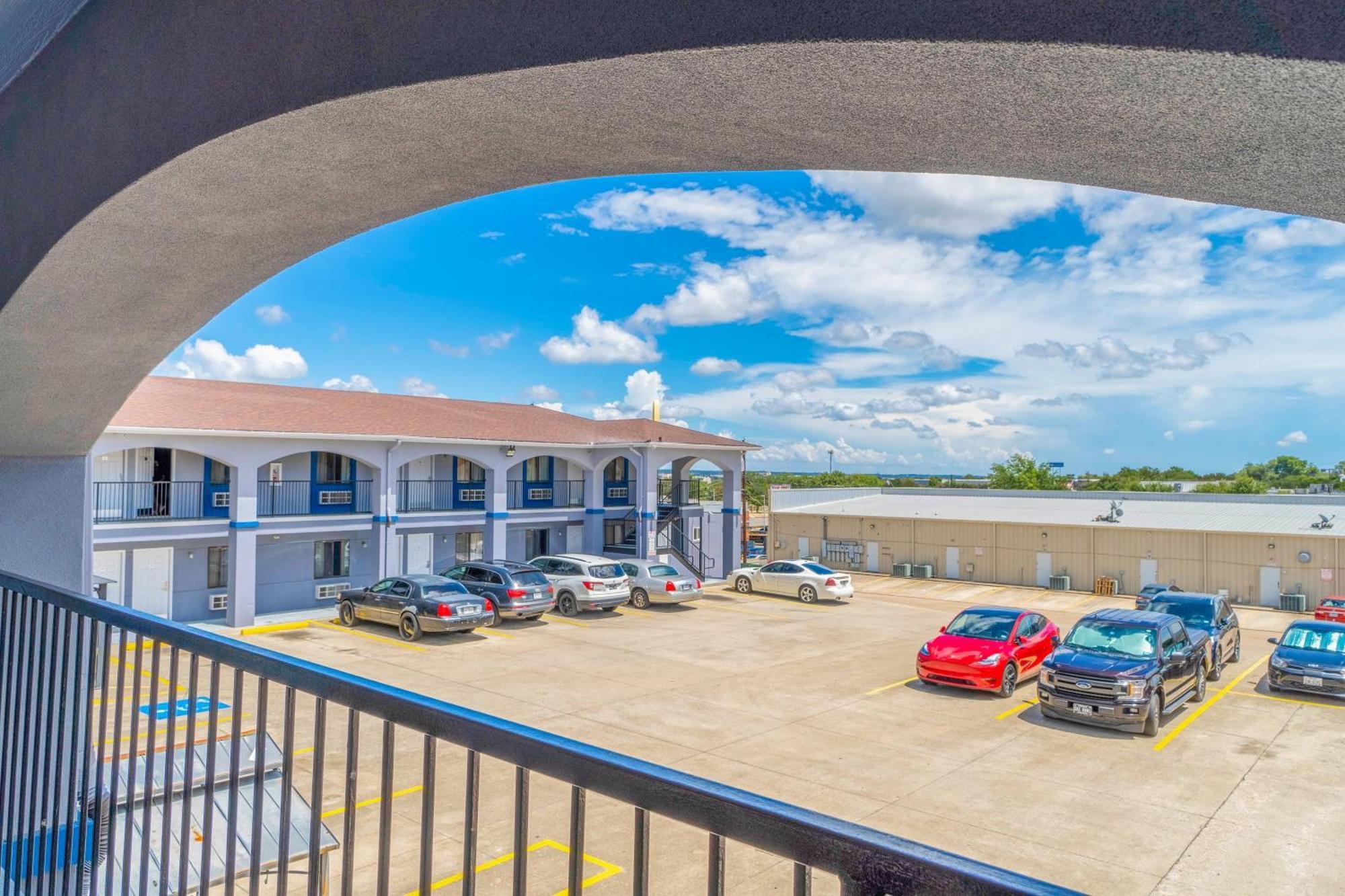 High Five Inn By Oyo Killeen Dış mekan fotoğraf